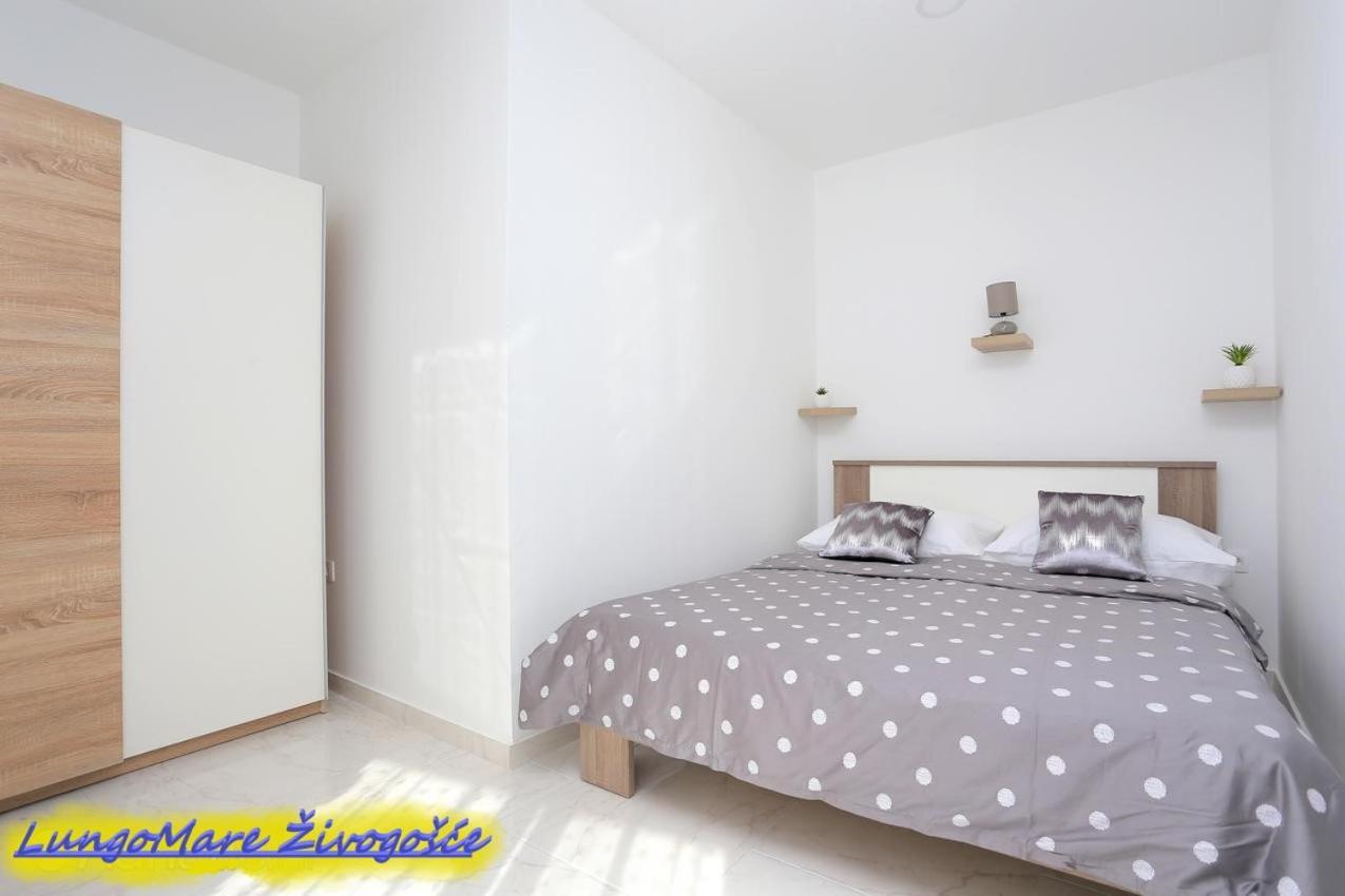 Apartmants Villa Lungo Mare Živogošće 外观 照片